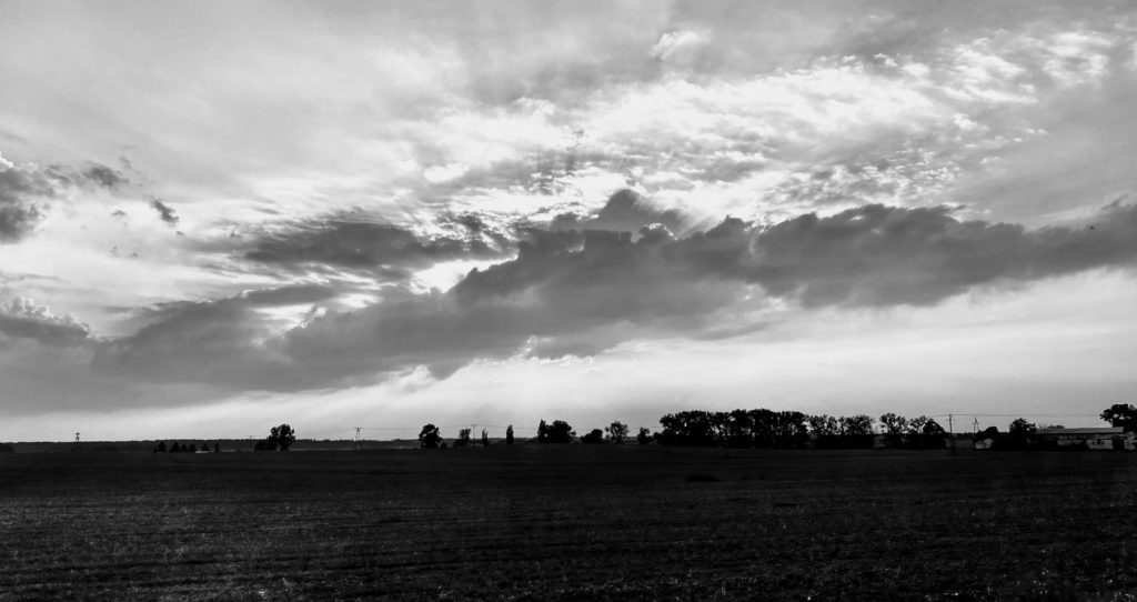 chmury bw
